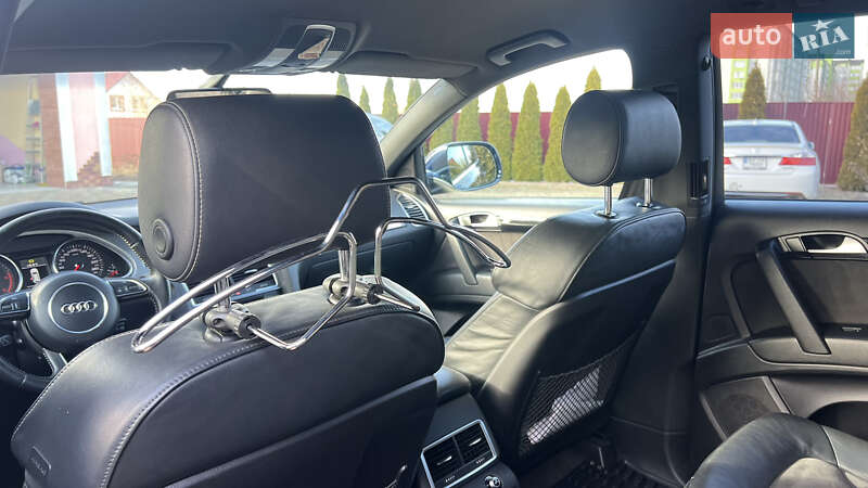 Внедорожник / Кроссовер Audi Q7 2013 в Каменец-Подольском