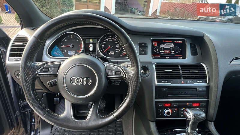 Внедорожник / Кроссовер Audi Q7 2013 в Каменец-Подольском