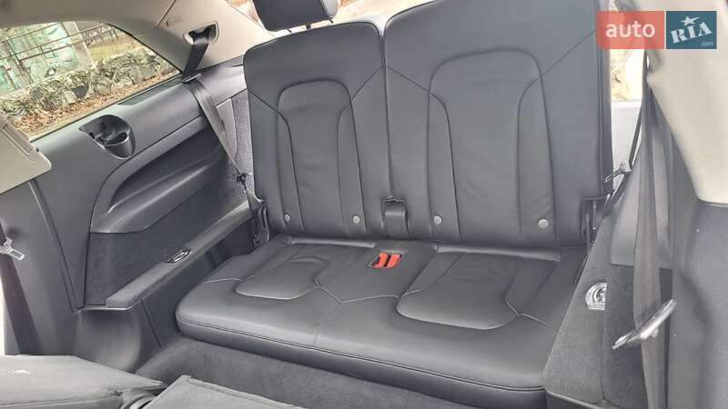 Внедорожник / Кроссовер Audi Q7 2014 в Черкассах