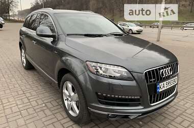 Внедорожник / Кроссовер Audi Q7 2015 в Киеве