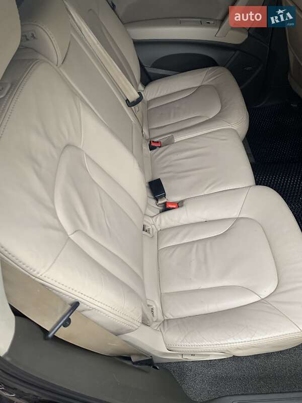 Внедорожник / Кроссовер Audi Q7 2006 в Хотине