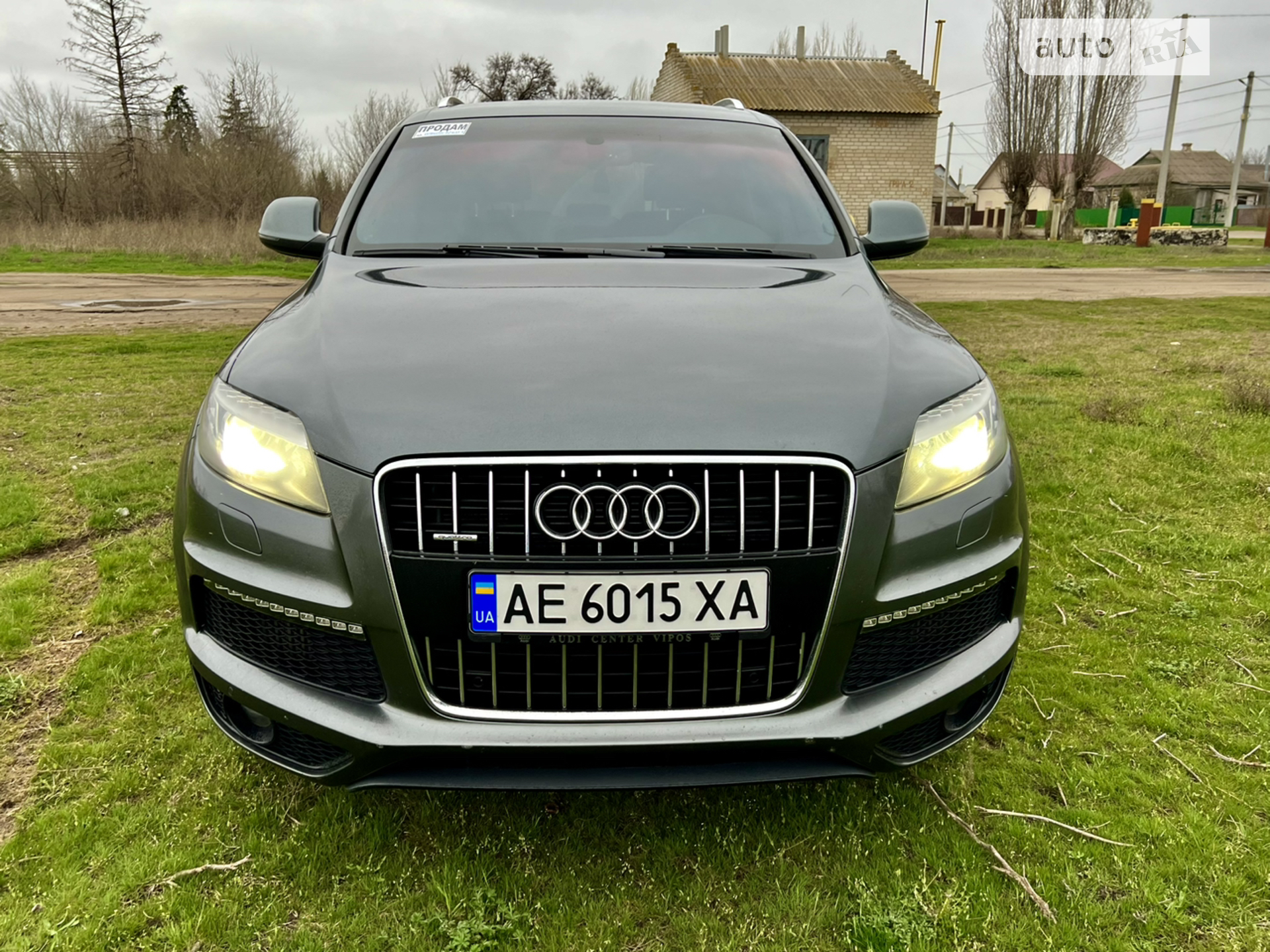 2010 Audi Q7 - мініатюра 2