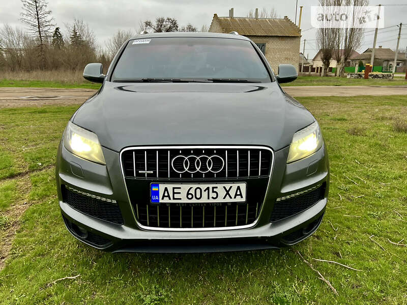 Позашляховик / Кросовер Audi Q7 2010 в Дніпрі фото 2 Позашляховик / Кросовер Audi Q7 2010 в Дніпрі