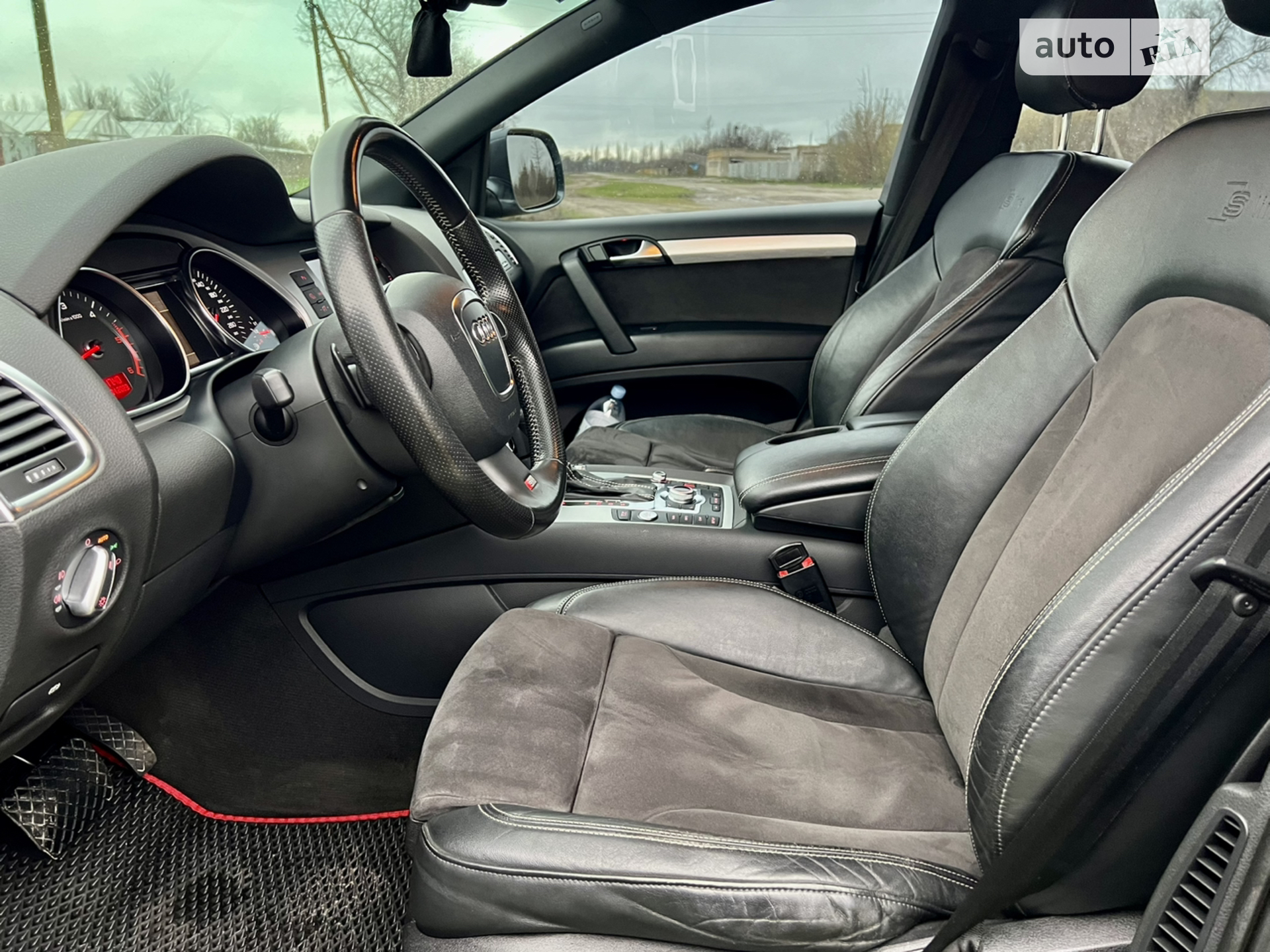 2010 Audi Q7 - мініатюра 13