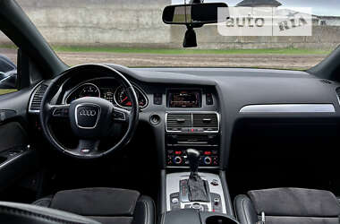 Внедорожник / Кроссовер Audi Q7 2010 в 