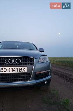Внедорожник / Кроссовер Audi Q7 2007 в 