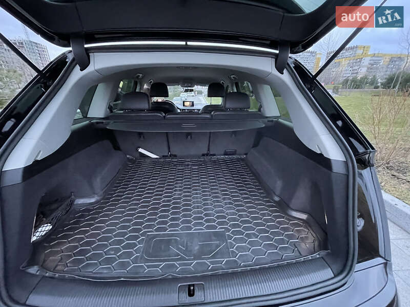 Позашляховик / Кросовер Audi Q7 2015 в Дніпрі фото 13 Позашляховик / Кросовер Audi Q7 2015 в Дніпрі