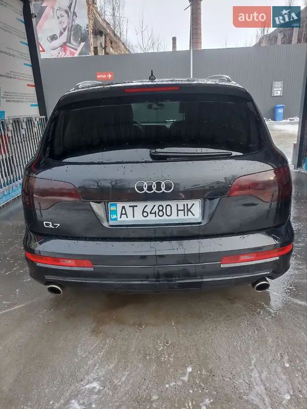 Внедорожник / Кроссовер Audi Q7 2007 в 
