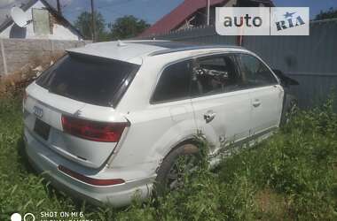 Позашляховик / Кросовер Audi Q7 2017 в Коблевому