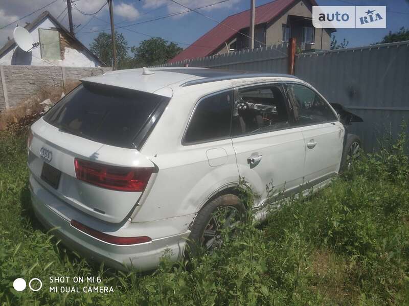 Внедорожник / Кроссовер Audi Q7 2017 в Коблеве