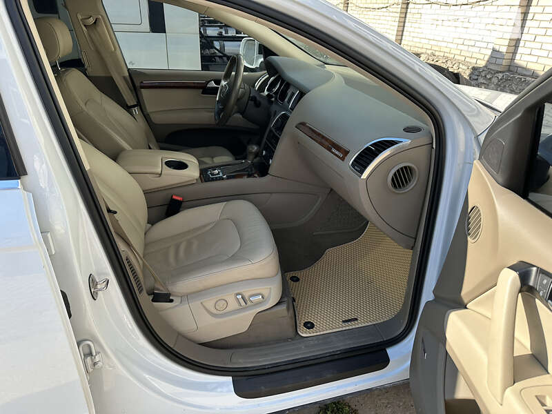 Внедорожник / Кроссовер Audi Q7 2013 в Тернополе фото 22 Внедорожник / Кроссовер Audi Q7 2013 в Тернополе