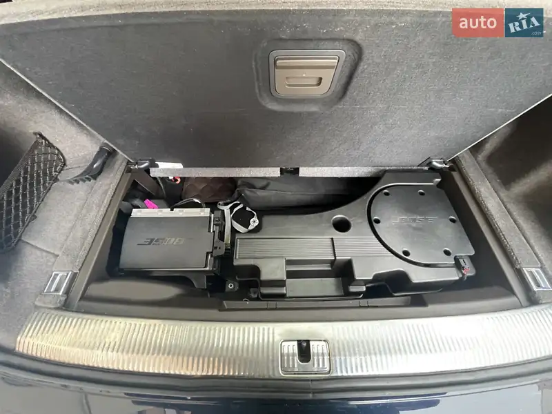 Audi Q7 2016 VIN WA1LAAF72HD014534 фото оголошення 11 з 54