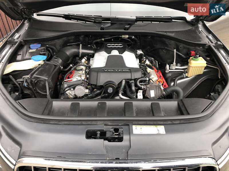Внедорожник / Кроссовер Audi Q7 2010 в Чернигове