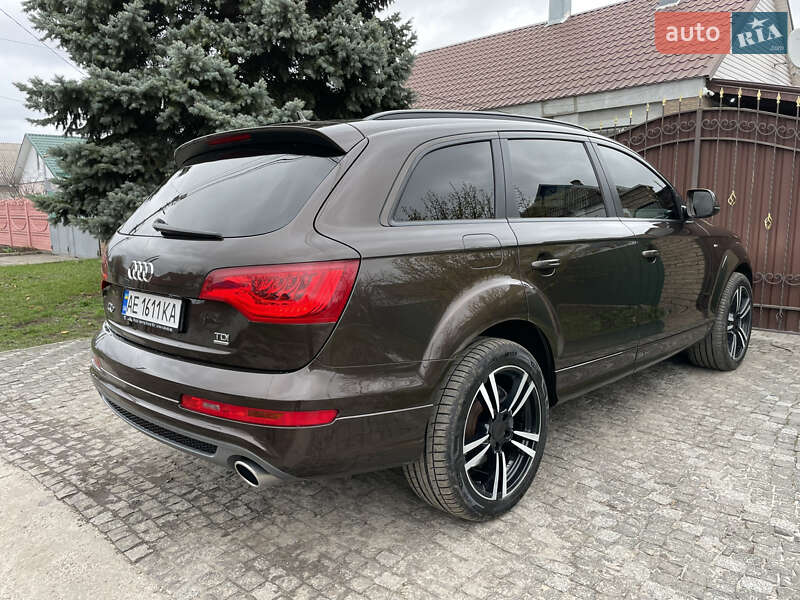 Внедорожник / Кроссовер Audi Q7 2011 в Днепре