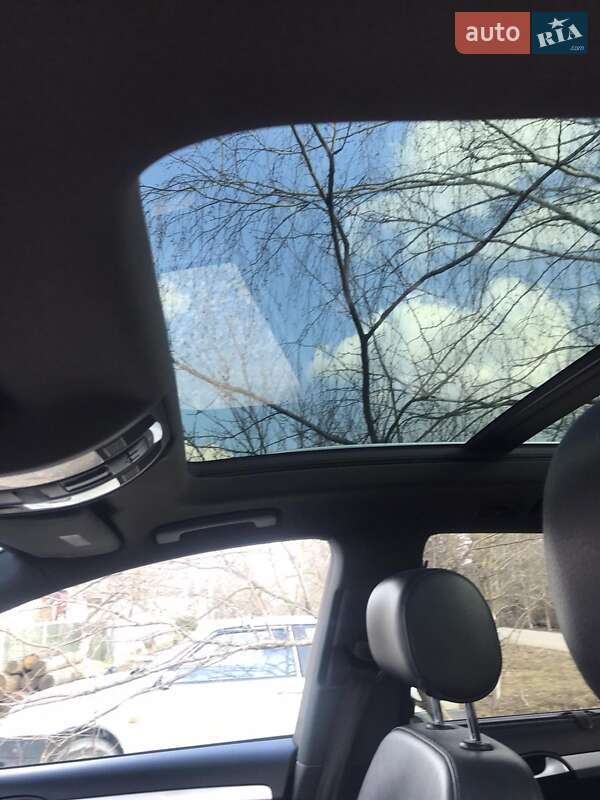 Внедорожник / Кроссовер Audi Q7 2011 в Новой Ушице