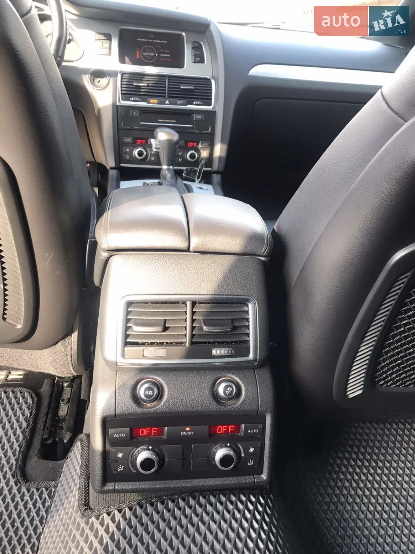 2011 Audi Q7 - мініатюра 18