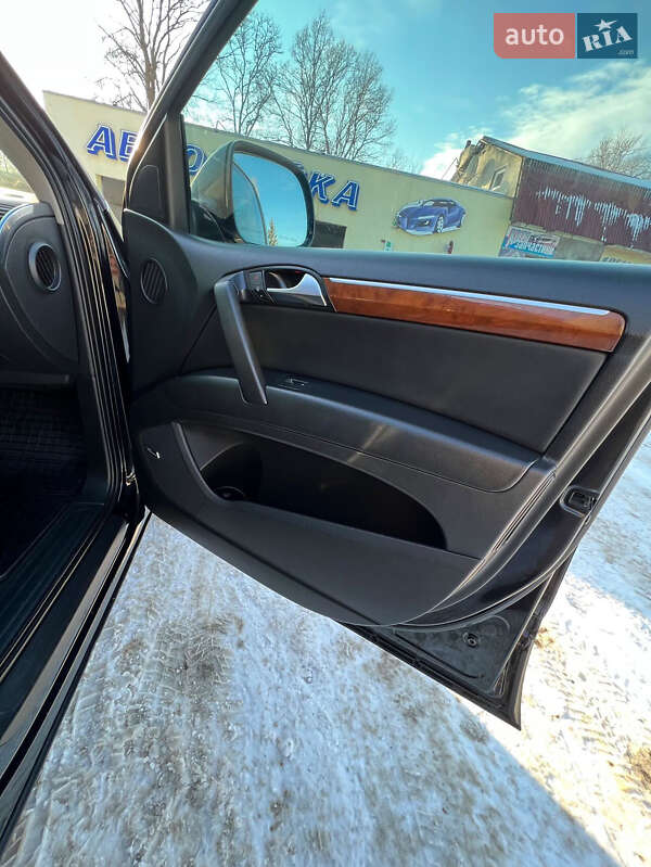 Внедорожник / Кроссовер Audi Q7 2007 в Борщеве
