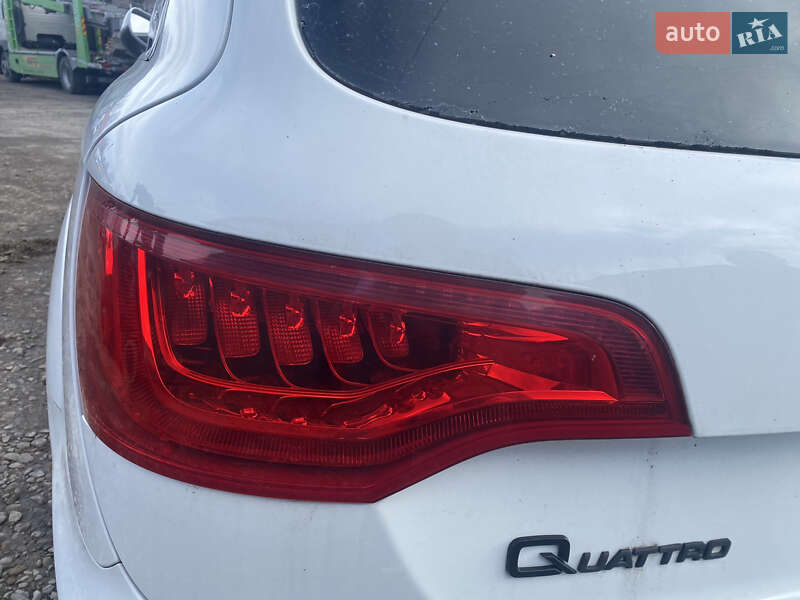 Позашляховик / Кросовер Audi Q7 2015 в Стрию