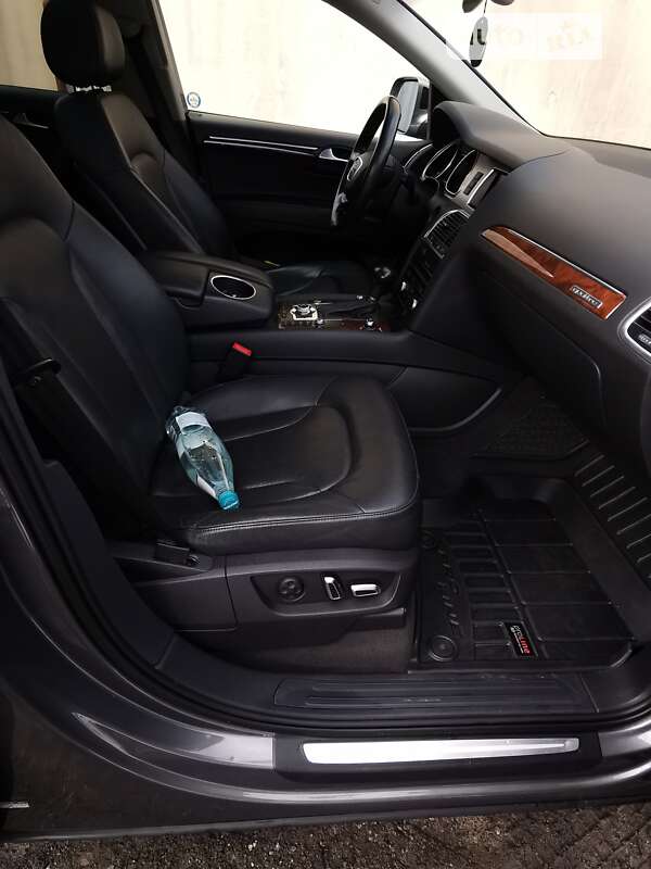 Позашляховик / Кросовер Audi Q7 2012 в Львові