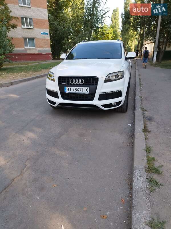 Audi Q7 2011