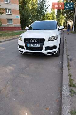 Внедорожник / Кроссовер Audi Q7 2011 в 