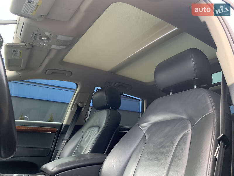 Позашляховик / Кросовер Audi Q7 2013 в Мукачевому