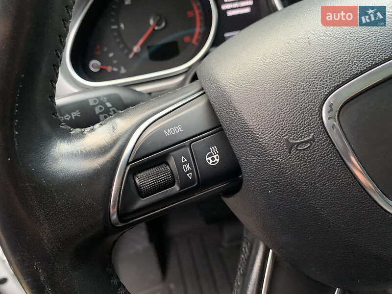 Позашляховик / Кросовер Audi Q7 2013 в Мукачевому