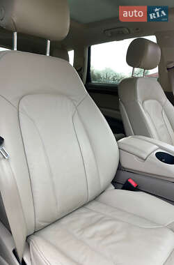 Внедорожник / Кроссовер Audi Q7 2014 в Сарнах