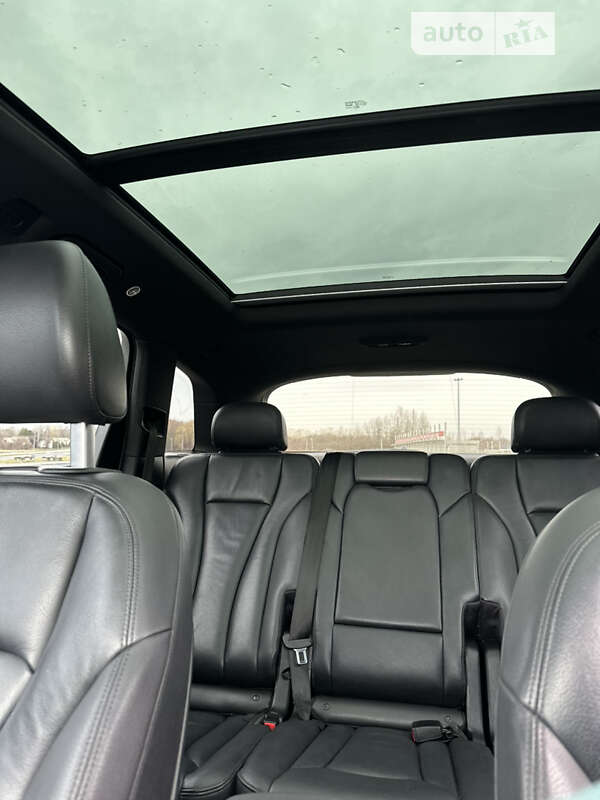 Позашляховик / Кросовер Audi Q7 2017 в Львові