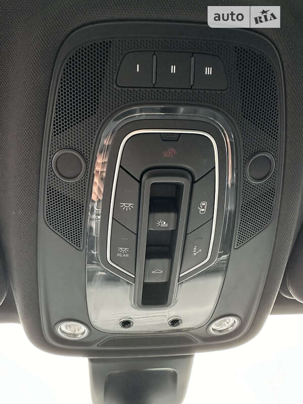 Позашляховик / Кросовер Audi Q7 2017 в Львові