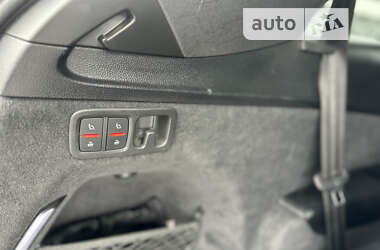 Позашляховик / Кросовер Audi Q7 2017 в 