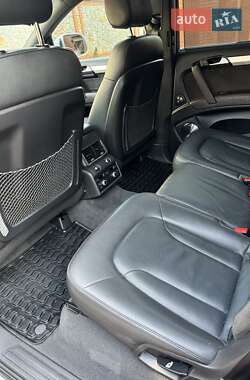 Внедорожник / Кроссовер Audi Q7 2014 в 