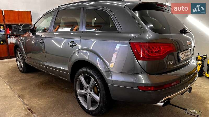 Внедорожник / Кроссовер Audi Q7 2015 в Калуше