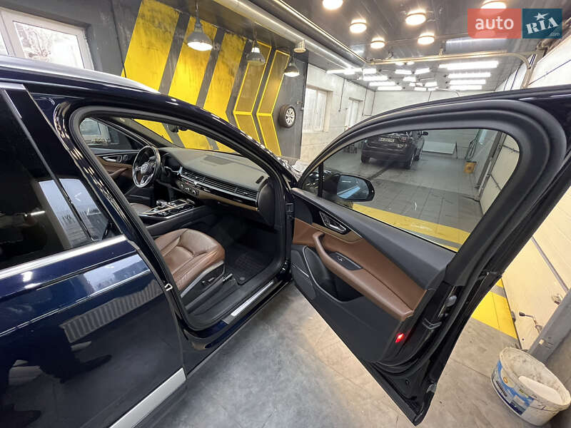 Внедорожник / Кроссовер Audi Q7 2017 в Киеве фото 4 Внедорожник / Кроссовер Audi Q7 2017 в Киеве