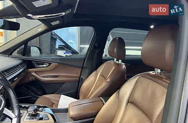 Внедорожник / Кроссовер Audi Q7 2017 в Киеве