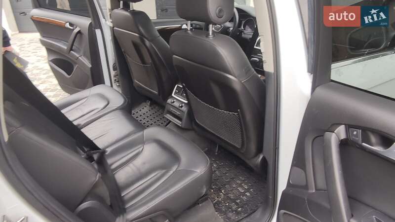 Внедорожник / Кроссовер Audi Q7 2012 в Чорткове