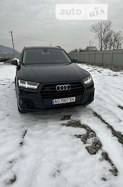 Внедорожник / Кроссовер Audi Q7 2016 в Иршаве