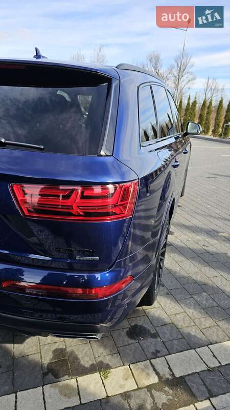 Позашляховик / Кросовер Audi Q7 2019 в Івано-Франківську