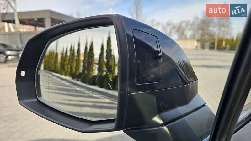 Позашляховик / Кросовер Audi Q7 2019 в Івано-Франківську