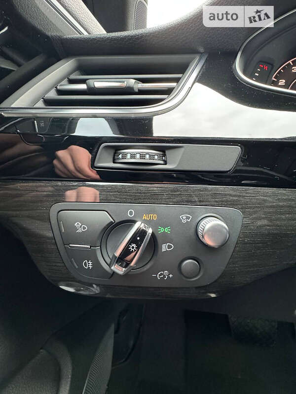 Внедорожник / Кроссовер Audi Q7 2017 в Черкассах