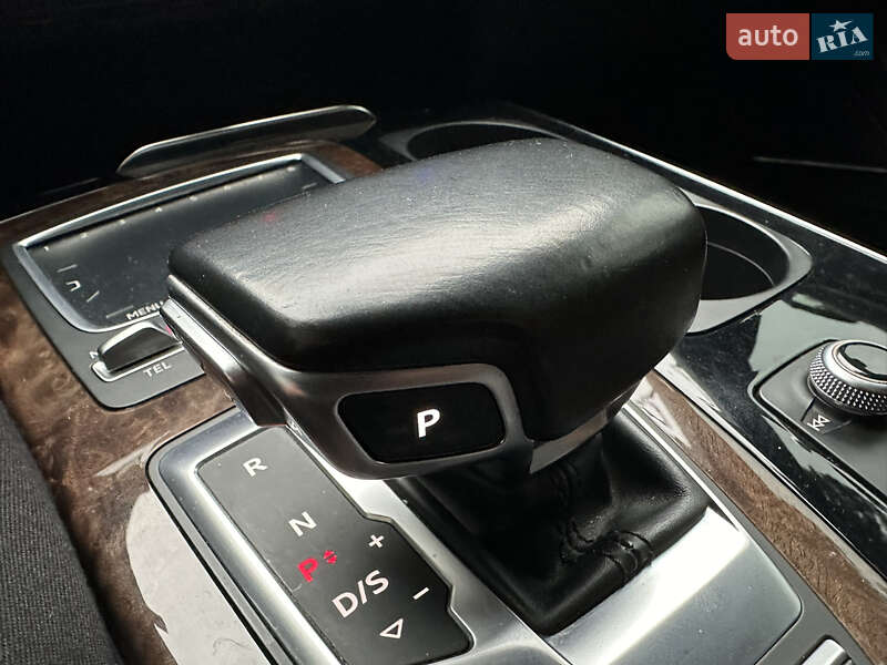 Позашляховик / Кросовер Audi Q7 2016 в Бродах