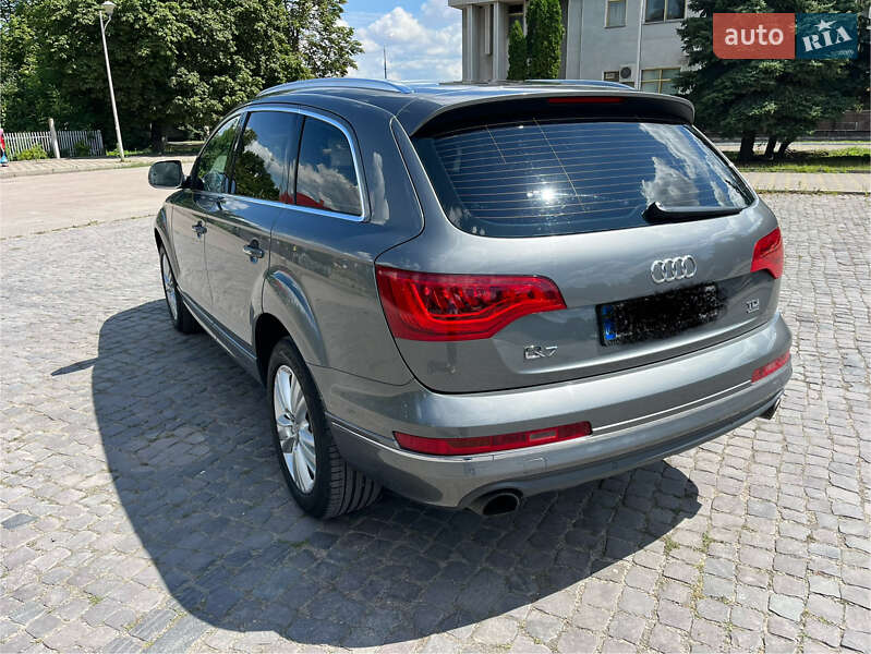 Внедорожник / Кроссовер Audi Q7 2013 в Каменец-Подольском