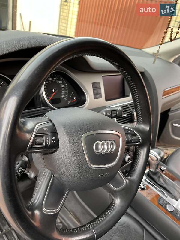 Внедорожник / Кроссовер Audi Q7 2014 в Стрые