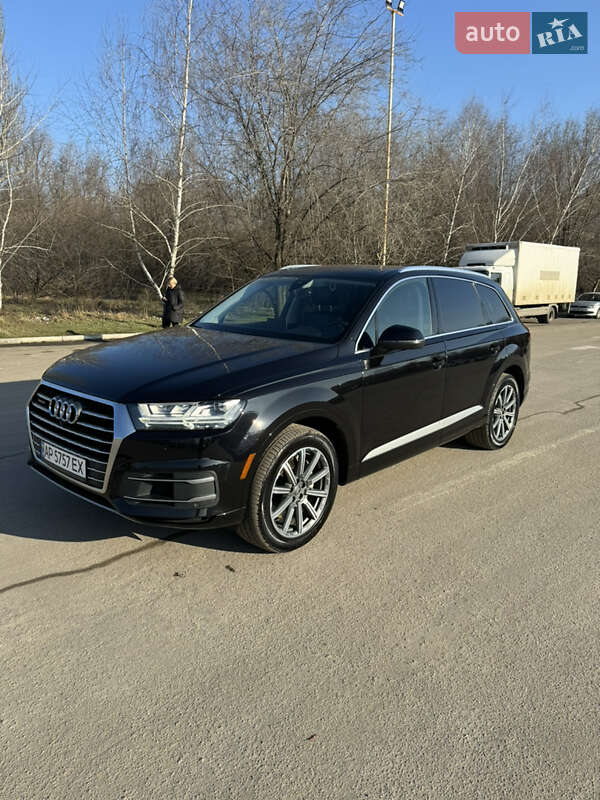 Внедорожник / Кроссовер Audi Q7 2019 в Запорожье