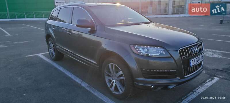 Внедорожник / Кроссовер Audi Q7 2015 в Киеве