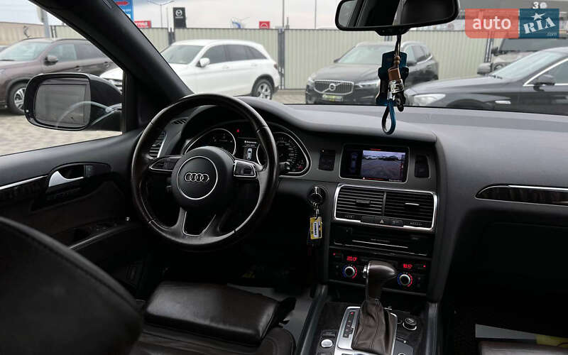 Внедорожник / Кроссовер Audi Q7 2015 в Мукачево