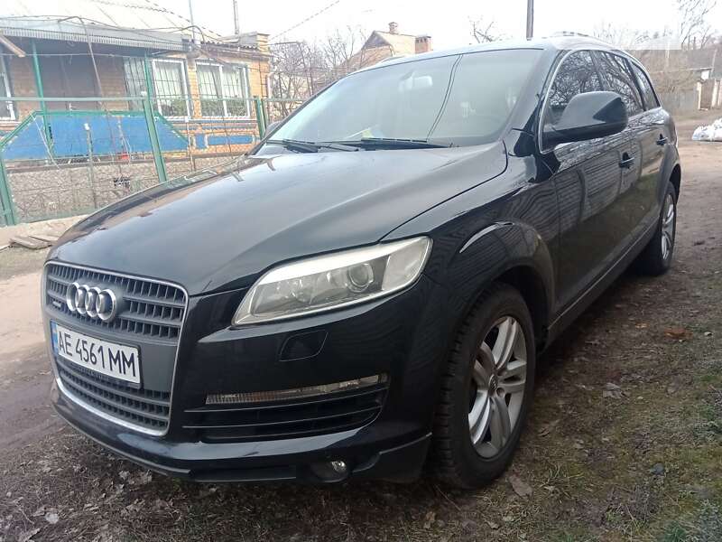 Внедорожник / Кроссовер Audi Q7 2007 в Кривом Роге