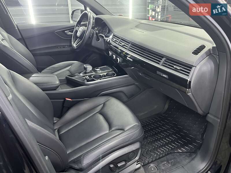 Внедорожник / Кроссовер Audi Q7 2016 в Киеве фото 67 Внедорожник / Кроссовер Audi Q7 2016 в Киеве