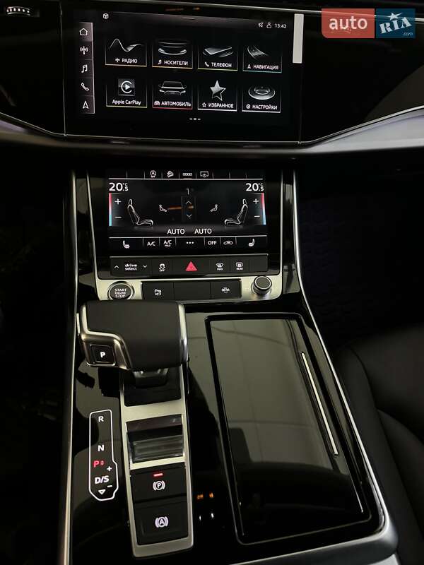 Позашляховик / Кросовер Audi Q7 2022 в Дніпрі