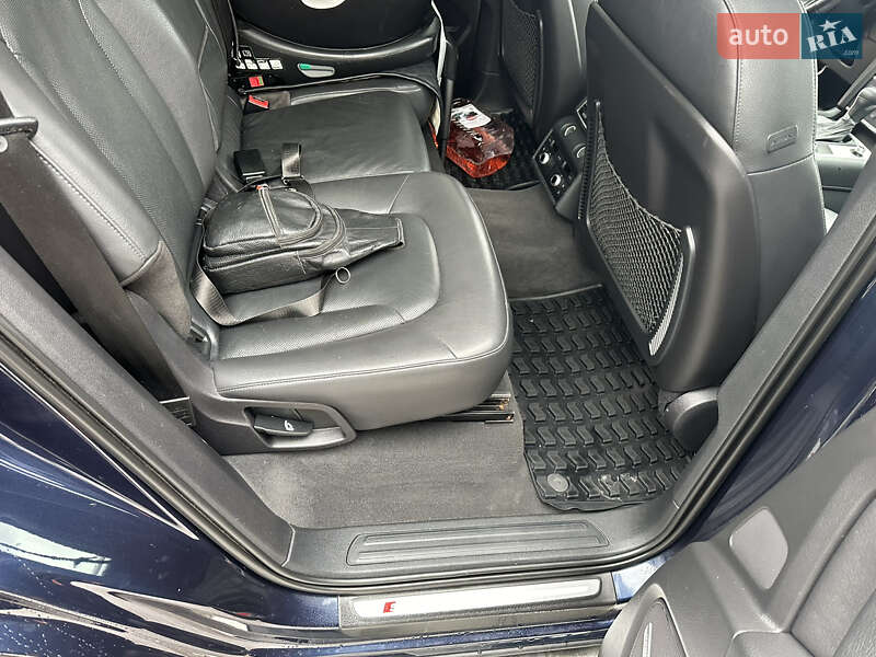 Внедорожник / Кроссовер Audi Q7 2014 в Тернополе